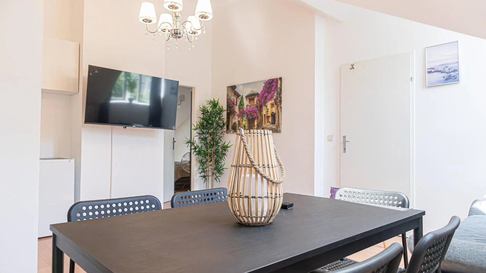Lovely 2Br Apt, Great Location - Near Schoenbrunn Vienna 0*,