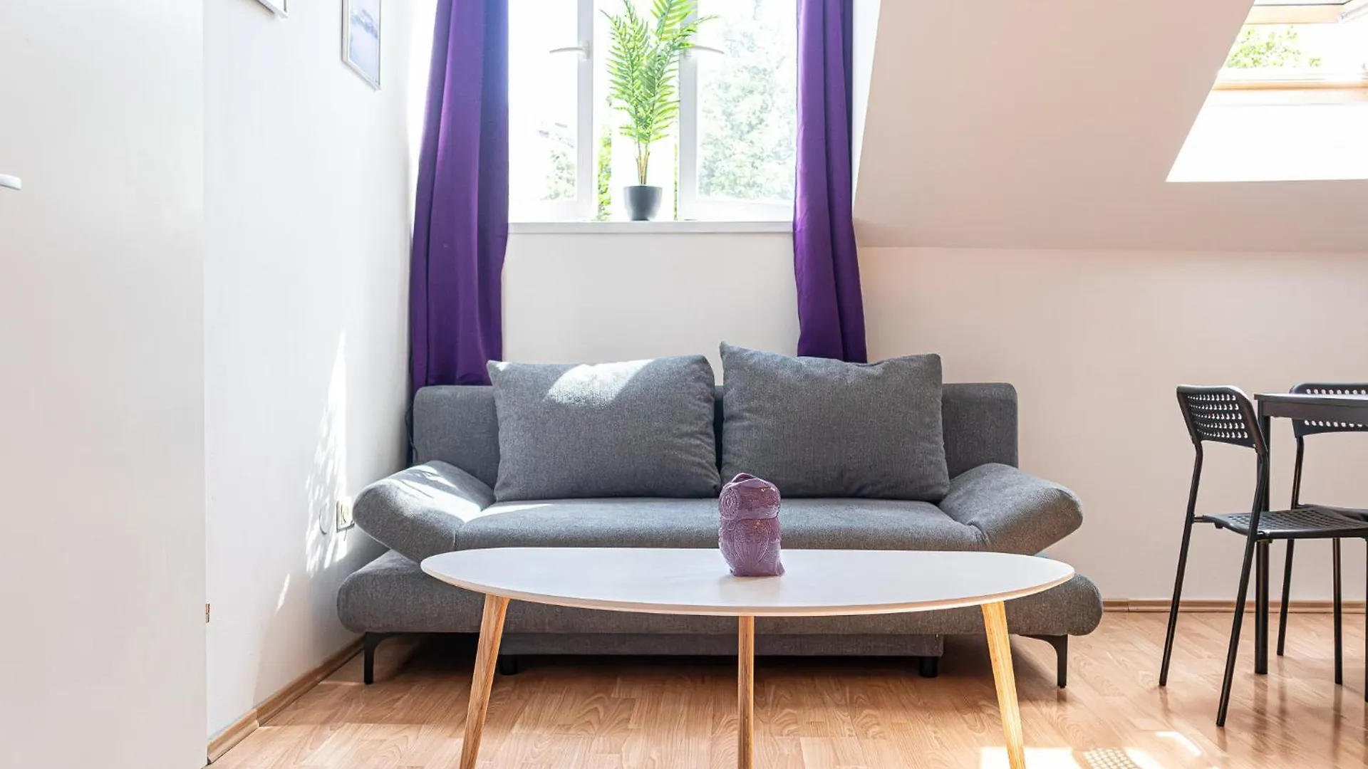 Lovely 2Br Apt, Great Location - Near Schoenbrunn Vienna Apartment