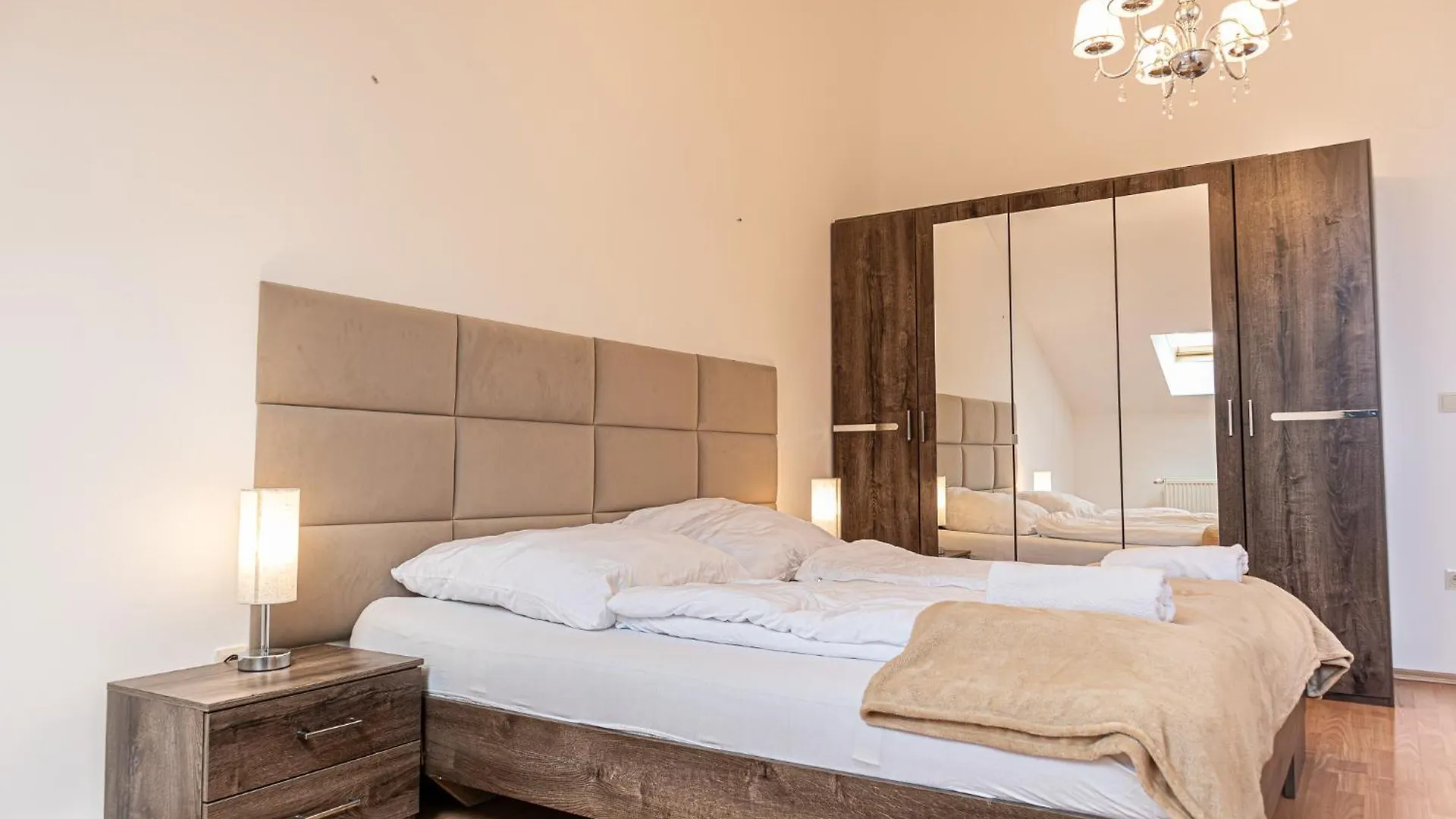 Lovely 2Br Apt, Great Location - Near Schoenbrunn Vienna 0*,  Austria