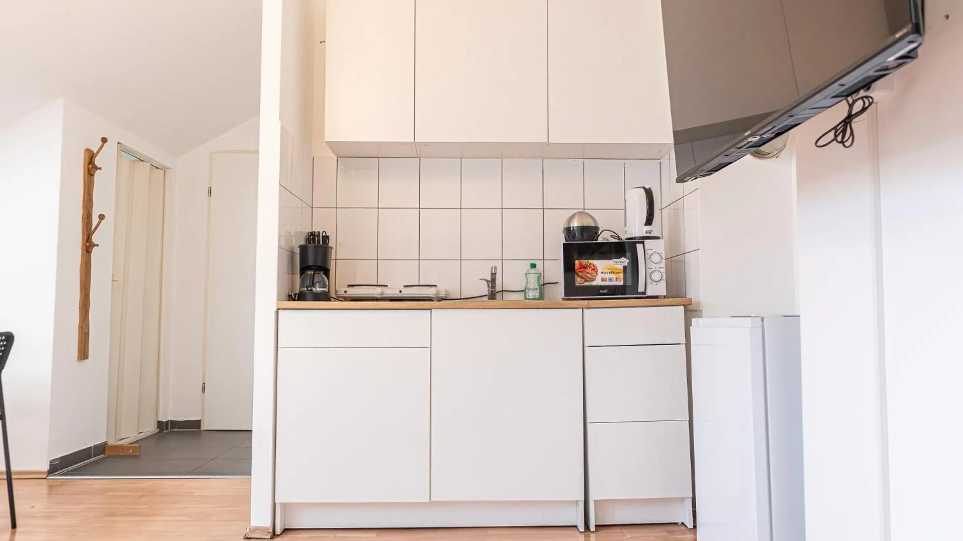 Lovely 2Br Apt, Great Location - Near Schoenbrunn Vienna 0*,